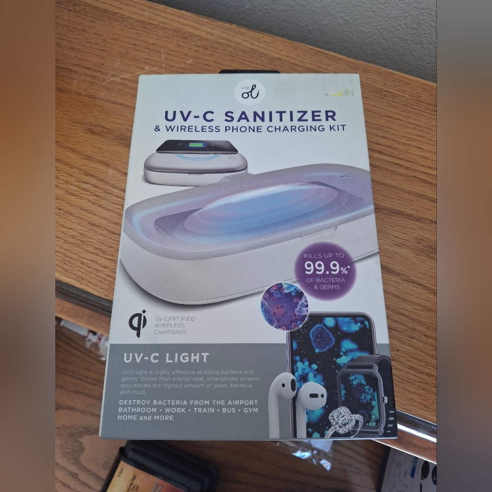 UV-C sanitizer